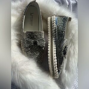 Muguan Silver Glitter Loafers with Bow